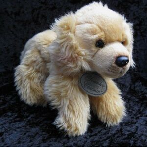 Yomiko classics golden retriever soft toy